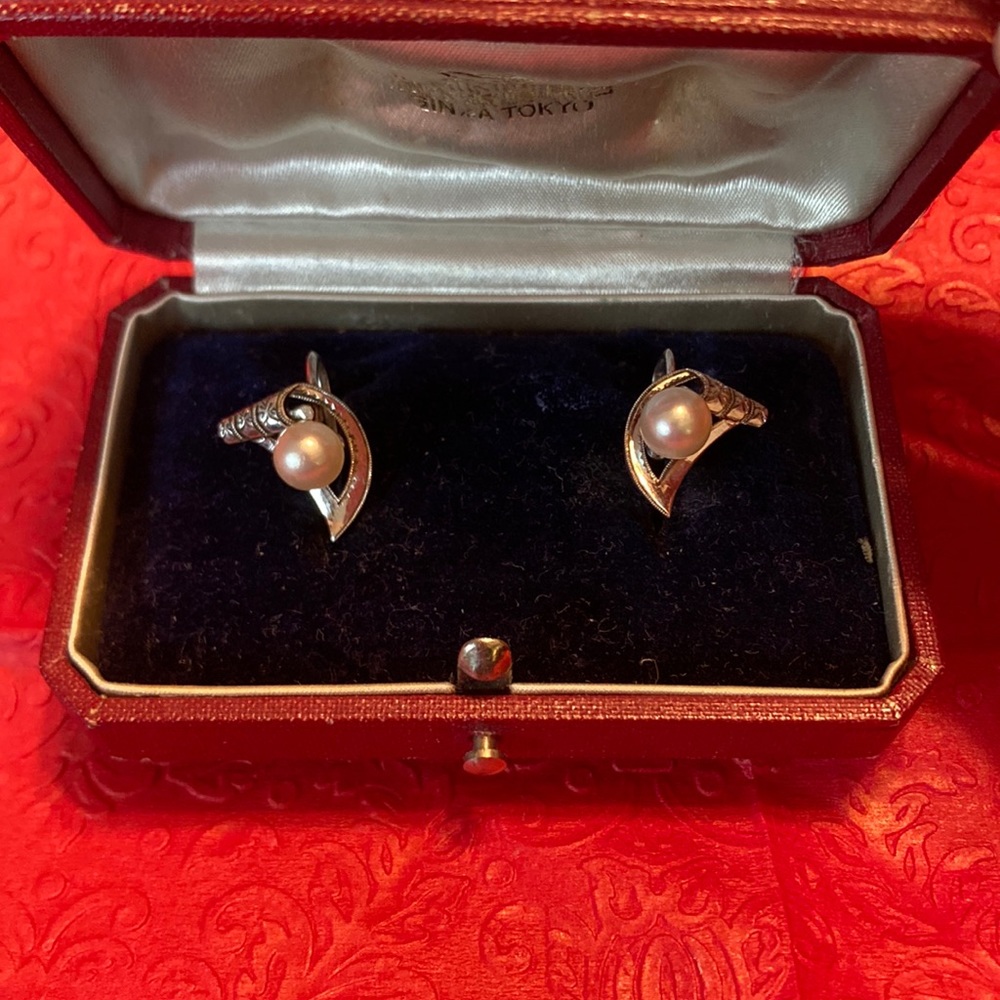 K. Mikimoto Ginza Tokyo pearl clip on ear rings vintage